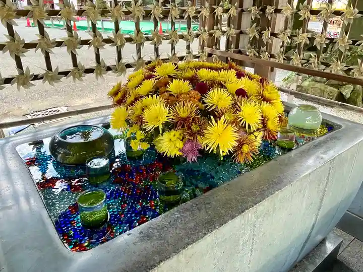 宮地嶽神社の手水舎
