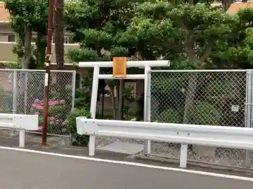 一福弁財天尊の鳥居