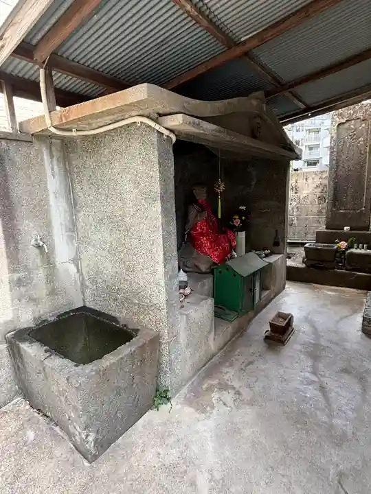 出来大工町不動堂(長崎県)