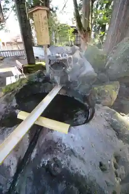 諏訪大社の手水舎