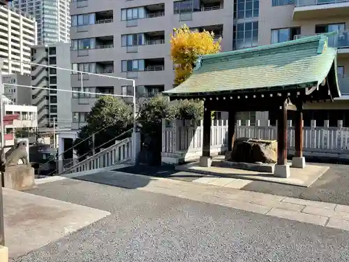 白金氷川神社の手水