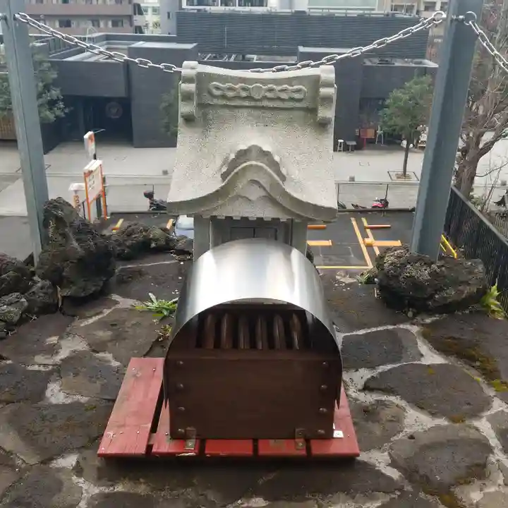 成子天神社の末社・摂社
