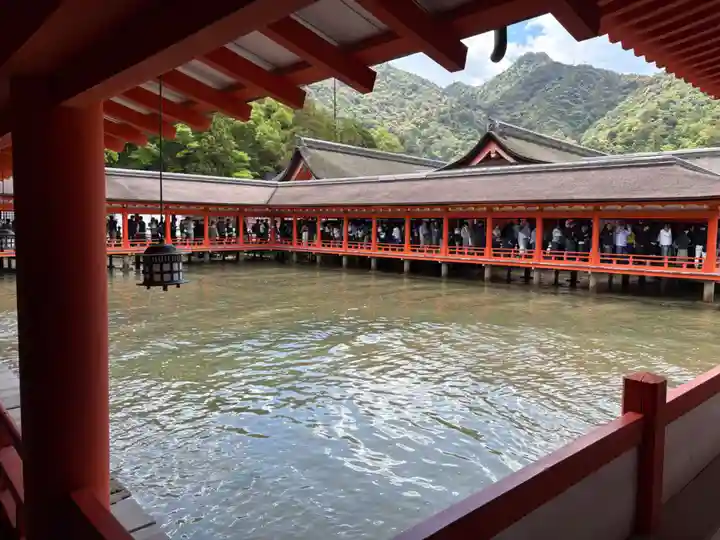 厳島神社(広島県)