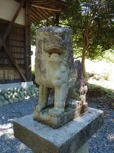 下長尾八幡宮の狛犬