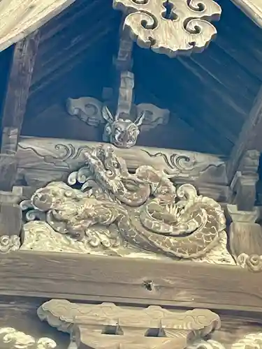 天降神社の芸術