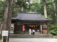 雄山神社中宮祈願殿の本殿・本堂