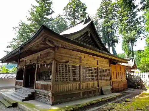 荒城神社の本殿