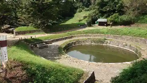 新田神社の庭園