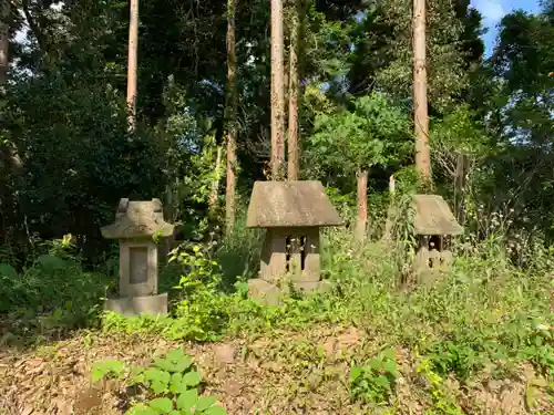 八幡神社の末社