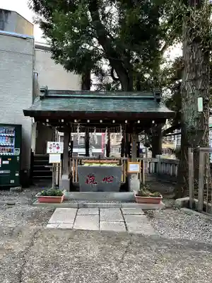 高円寺氷川神社の手水舎