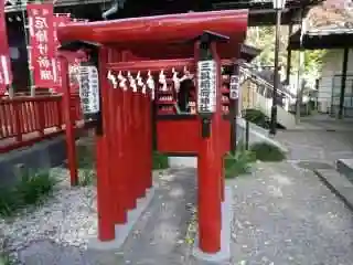 鴻神社の末社