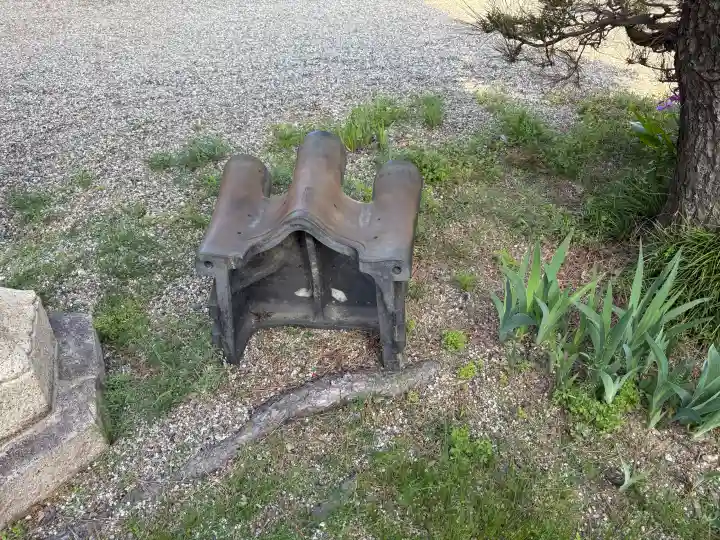 専念寺の{uncategorized: "未分類", other: "その他", undefined: "問題あり", building: "その他建物", grave: "お墓", sacred_gate: "鳥居", guardian: "狛犬", statue: "像", buddha: "仏像", history: "歴史", nature: "自然", garden: "庭園", animal: "動物", pagoda: "塔", temizu: "手水舎", mountain_gate: "山門・神門", sanctuary: "本殿・本堂", subordinate: "末社・摂社", art: "芸術", scenery: "景色", jizo: "地蔵", ema: "絵馬", goshuin: "御朱印", omikuji: "おみくじ", items: "授与品その他", amulet: "お守り", goshuincho: "御朱印帳", eats: "食事", festival: "お祭り", votive_dance: "神楽", shichigosan: "七五三参", wedding: "結婚式", experience: "体験その他", initially: "初詣", around: "周辺", anti_infection: "感染症対策"}