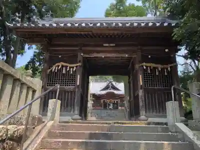 男山神社の山門・神門