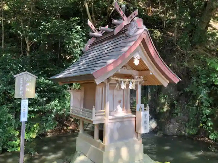 出雲大社北島国造館 出雲教の末社・摂社