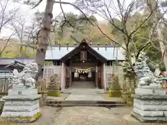 春日山神社の本殿