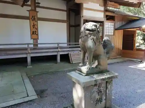 宮崎神宮の狛犬