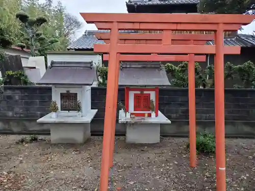 伊川谷神明神社の末社・摂社
