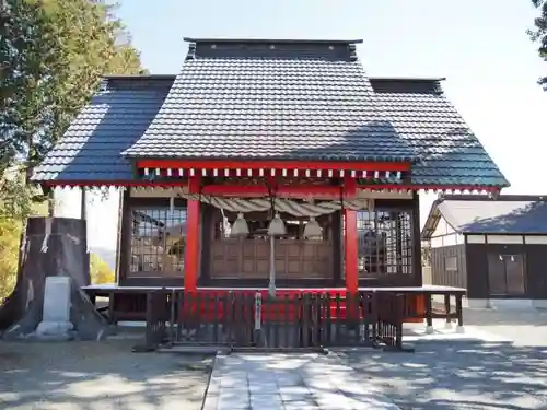 六日市場浅間神社の本殿・本堂