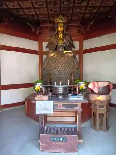 関善光寺の仏像