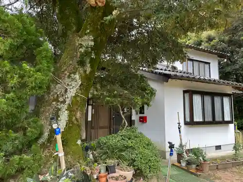 刺鹿神社の建物その他