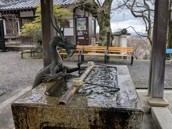 西教寺の{uncategorized: "未分類", other: "その他", undefined: "問題あり", building: "その他建物", grave: "お墓", sacred_gate: "鳥居", guardian: "狛犬", statue: "像", buddha: "仏像", history: "歴史", nature: "自然", garden: "庭園", animal: "動物", pagoda: "塔", temizu: "手水舎", mountain_gate: "山門・神門", sanctuary: "本殿・本堂", subordinate: "末社・摂社", art: "芸術", scenery: "景色", jizo: "地蔵", ema: "絵馬", goshuin: "御朱印", omikuji: "おみくじ", items: "授与品その他", amulet: "お守り", goshuincho: "御朱印帳", eats: "食事", festival: "お祭り", votive_dance: "神楽", shichigosan: "七五三参", wedding: "結婚式", experience: "体験その他", initially: "初詣", around: "周辺", anti_infection: "感染症対策"}
