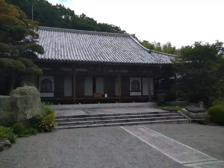 崇禅寺の本殿・本堂