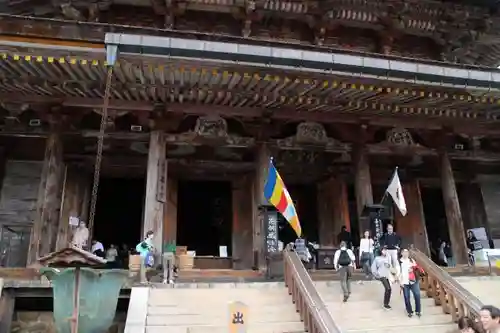 金峯山寺の本殿・本堂
