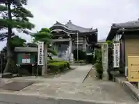 長福寺の本殿・本堂