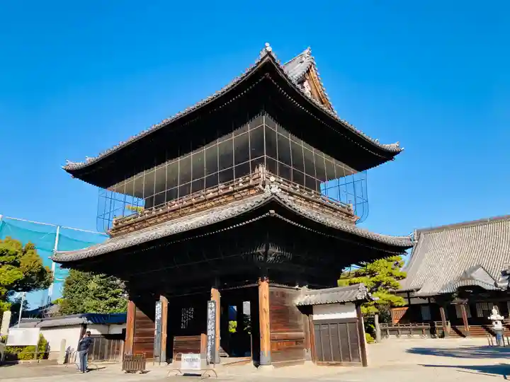 建中寺の山門・神門