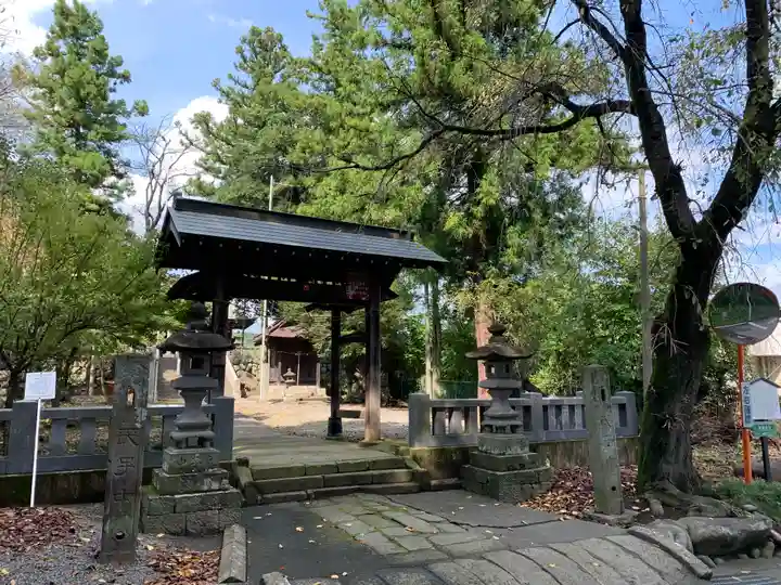 熊野神社の山門・神門