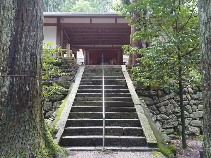 八幡神社の本殿・本堂