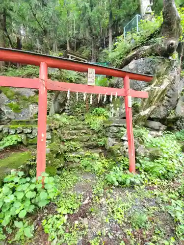 稲荷社 天神社 山神社の鳥居