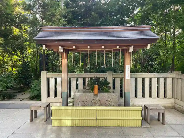 福徳神社(芽吹稲荷)の手水舎