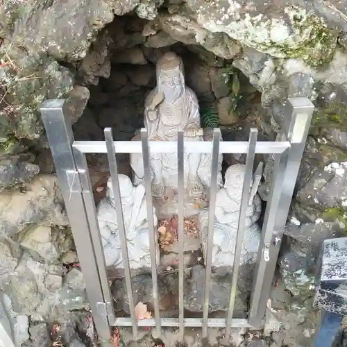 品川神社の仏像