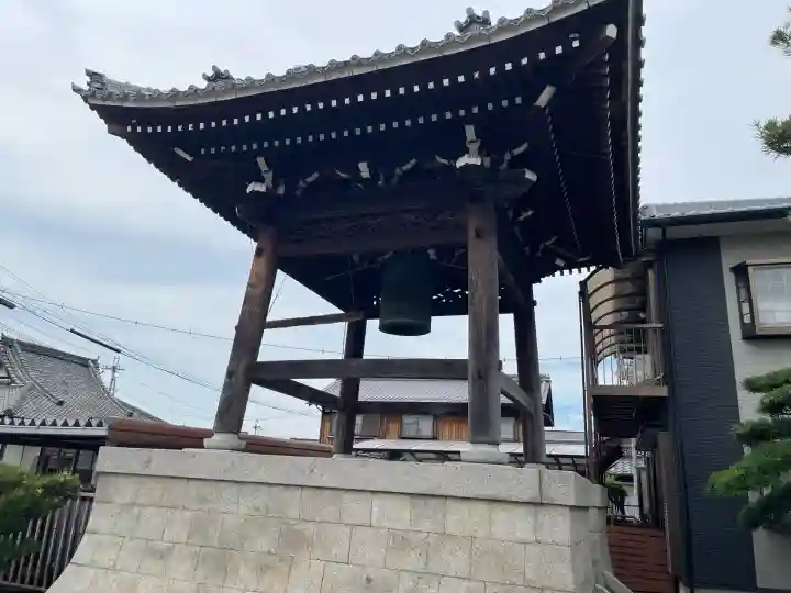 阿弥陀寺(滋賀県)