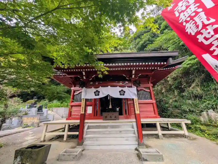 妙法山養老寺の{uncategorized: "未分類", other: "その他", undefined: "問題あり", building: "その他建物", grave: "お墓", sacred_gate: "鳥居", guardian: "狛犬", statue: "像", buddha: "仏像", history: "歴史", nature: "自然", garden: "庭園", animal: "動物", pagoda: "塔", temizu: "手水舎", mountain_gate: "山門・神門", sanctuary: "本殿・本堂", subordinate: "末社・摂社", art: "芸術", scenery: "景色", jizo: "地蔵", ema: "絵馬", goshuin: "御朱印", omikuji: "おみくじ", items: "授与品その他", amulet: "お守り", goshuincho: "御朱印帳", eats: "食事", festival: "お祭り", votive_dance: "神楽", shichigosan: "七五三参", wedding: "結婚式", experience: "体験その他", initially: "初詣", around: "周辺", anti_infection: "感染症対策"}