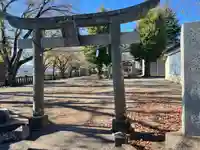 諏訪神社の鳥居
