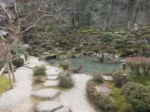 西明寺の庭園