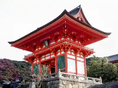 清水寺の山門・神門