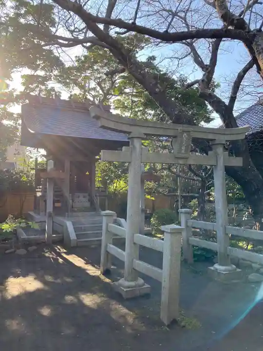 宝戒寺の末社・摂社