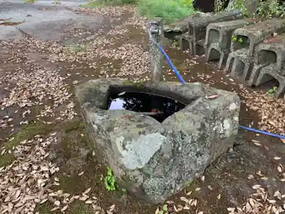 諏訪神社の手水舎