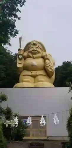 中之嶽神社の像