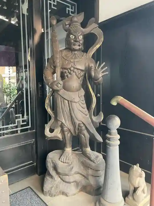 法真寺の{uncategorized: "未分類", other: "その他", undefined: "問題あり", building: "その他建物", grave: "お墓", sacred_gate: "鳥居", guardian: "狛犬", statue: "像", buddha: "仏像", history: "歴史", nature: "自然", garden: "庭園", animal: "動物", pagoda: "塔", temizu: "手水舎", mountain_gate: "山門・神門", sanctuary: "本殿・本堂", subordinate: "末社・摂社", art: "芸術", scenery: "景色", jizo: "地蔵", ema: "絵馬", goshuin: "御朱印", omikuji: "おみくじ", items: "授与品その他", amulet: "お守り", goshuincho: "御朱印帳", eats: "食事", festival: "お祭り", votive_dance: "神楽", shichigosan: "七五三参", wedding: "結婚式", experience: "体験その他", initially: "初詣", around: "周辺", anti_infection: "感染症対策"}