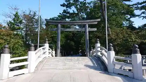 寒川神社の鳥居