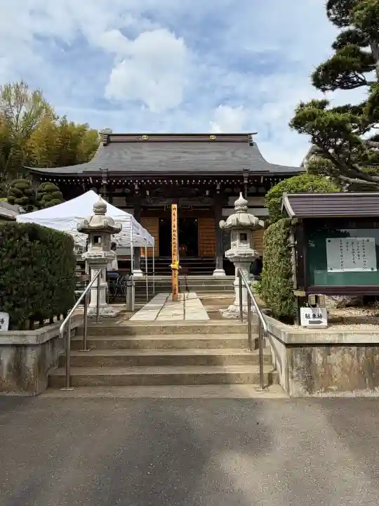 長泉寺の{uncategorized: "未分類", other: "その他", undefined: "問題あり", building: "その他建物", grave: "お墓", sacred_gate: "鳥居", guardian: "狛犬", statue: "像", buddha: "仏像", history: "歴史", nature: "自然", garden: "庭園", animal: "動物", pagoda: "塔", temizu: "手水舎", mountain_gate: "山門・神門", sanctuary: "本殿・本堂", subordinate: "末社・摂社", art: "芸術", scenery: "景色", jizo: "地蔵", ema: "絵馬", goshuin: "御朱印", omikuji: "おみくじ", items: "授与品その他", amulet: "お守り", goshuincho: "御朱印帳", eats: "食事", festival: "お祭り", votive_dance: "神楽", shichigosan: "七五三参", wedding: "結婚式", experience: "体験その他", initially: "初詣", around: "周辺", anti_infection: "感染症対策"}