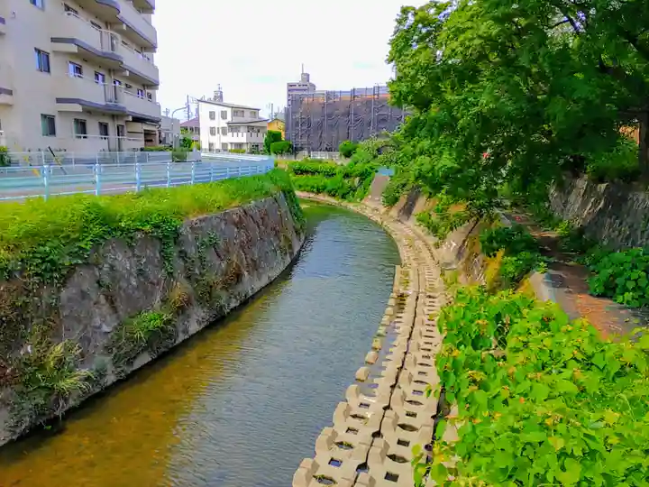 神明社(五軒家)の周辺