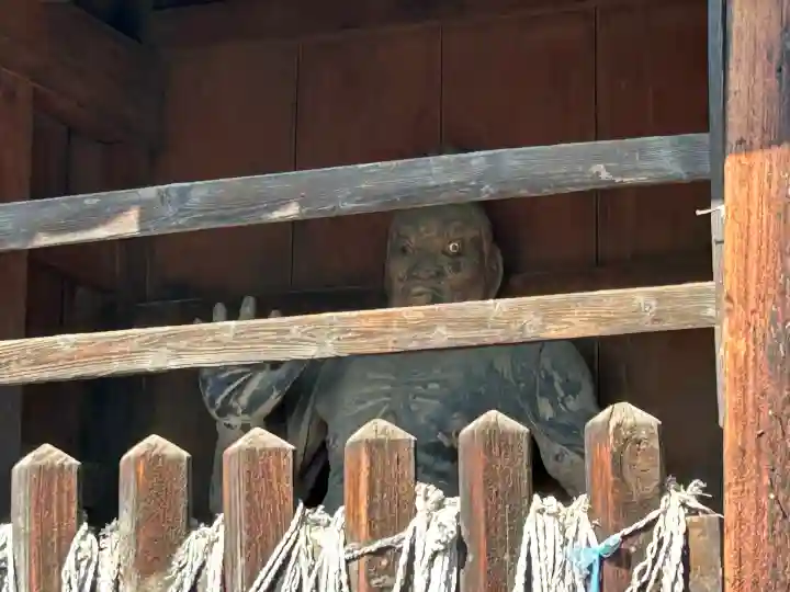 玄向寺の{uncategorized: "未分類", other: "その他", undefined: "問題あり", building: "その他建物", grave: "お墓", sacred_gate: "鳥居", guardian: "狛犬", statue: "像", buddha: "仏像", history: "歴史", nature: "自然", garden: "庭園", animal: "動物", pagoda: "塔", temizu: "手水舎", mountain_gate: "山門・神門", sanctuary: "本殿・本堂", subordinate: "末社・摂社", art: "芸術", scenery: "景色", jizo: "地蔵", ema: "絵馬", goshuin: "御朱印", omikuji: "おみくじ", items: "授与品その他", amulet: "お守り", goshuincho: "御朱印帳", eats: "食事", festival: "お祭り", votive_dance: "神楽", shichigosan: "七五三参", wedding: "結婚式", experience: "体験その他", initially: "初詣", around: "周辺", anti_infection: "感染症対策"}