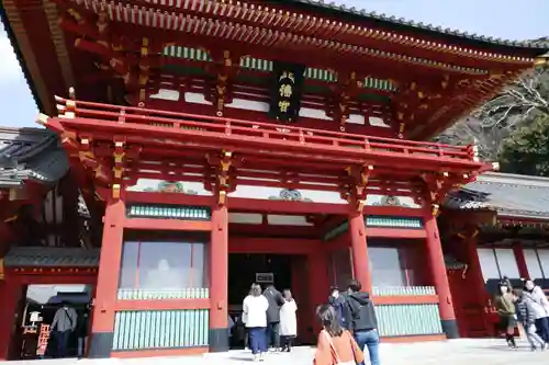 鶴岡八幡宮の山門・神門