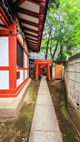 王子稲荷神社の鳥居