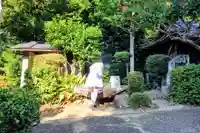 記念寺の手水舎